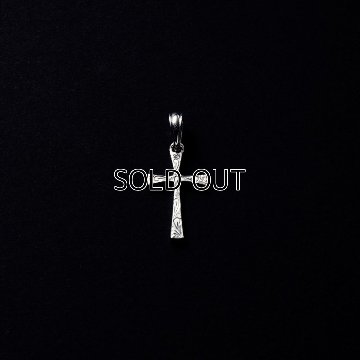 画像1: Antidote BUYERS CLUB Engraved Tiny Cross Pendant (1)