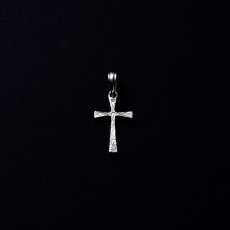 画像1: Antidote BUYERS CLUB Engraved Tiny Cross Pendant (1)