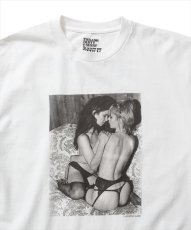 画像2: MINEDENIM Jonathan Leder Photo T-Shirt Lesbian (Tシャツ) (2)
