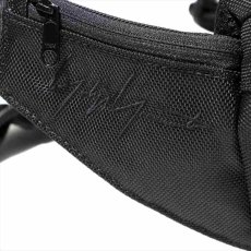 画像5: YOHJI YAMAMOTO x NEW ERA Explorer Waist Bag FW2020 Leather Patch (5)