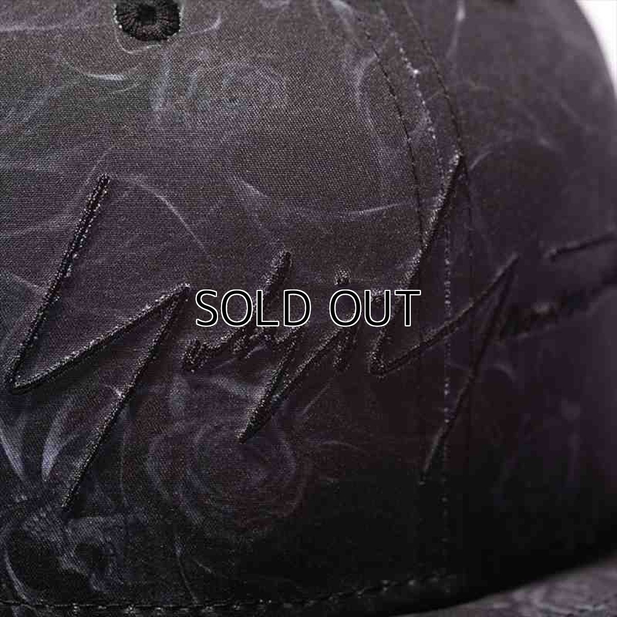 画像3: YOHJI YAMAMOTO x NEW ERA 59FIFTY Cap 2021SS Transcription Print Skull Rose (3)