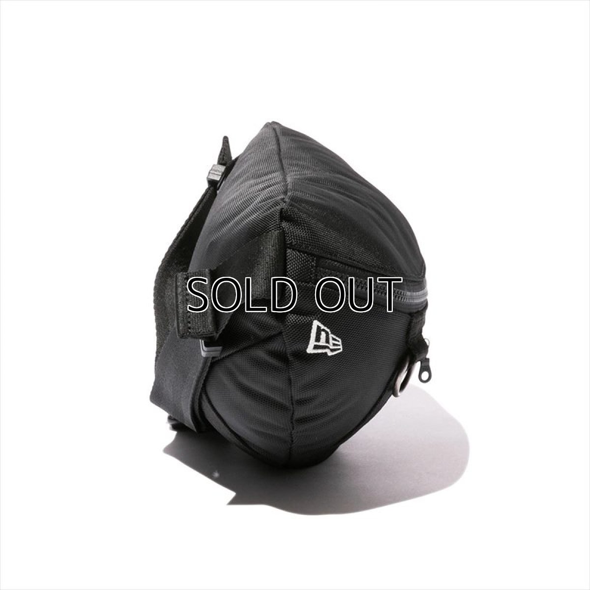 画像3: YOHJI YAMAMOTO x NEW ERA Waist Bag 2L 2021SS YY Smile Logo (3)