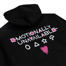 画像4: EMOTIONALLY UNAVAILABLE x SQUID GAME Candy Hoodie (4)