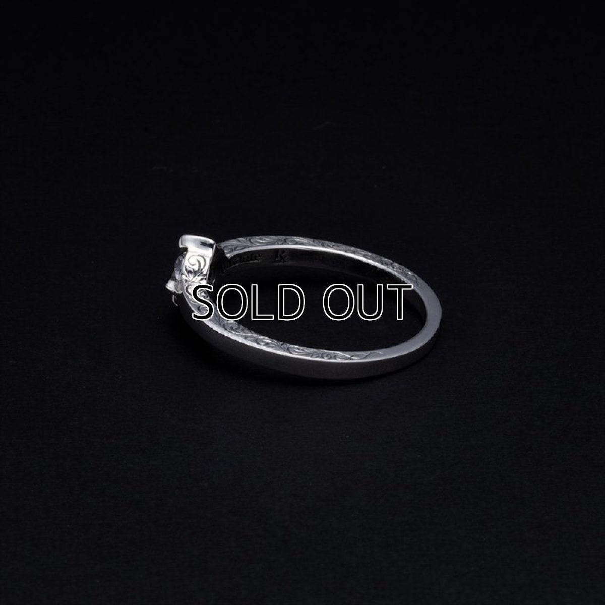 画像2: Antidote BUYERS CLUB Engraved Cutstone Ring (2)
