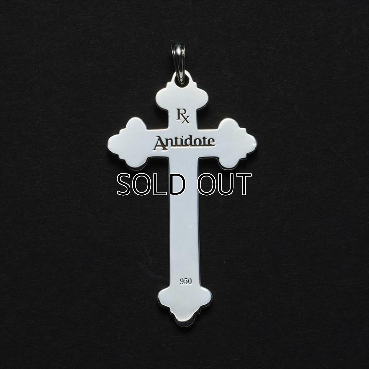 画像2: Antidote BUYERS CLUB Engraved Large Cross Pendant (2)