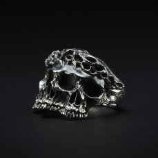 画像2: Antidote BUYERS CLUB Engraved Calvary Skull Ring (2)