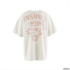 画像2: ©SAINT Mxxxxxx Disney SS T-Shirt MAD HATTER White (Tシャツ) (2)