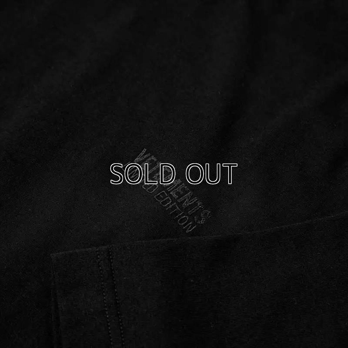 画像3: VETEMENTS Blackout Upside-Down T-Shirt (Tシャツ) (3)