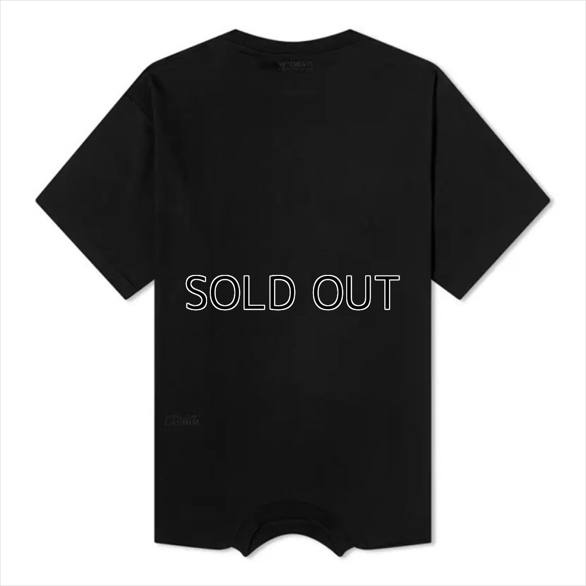画像2: VETEMENTS Blackout Upside-Down T-Shirt (Tシャツ) (2)