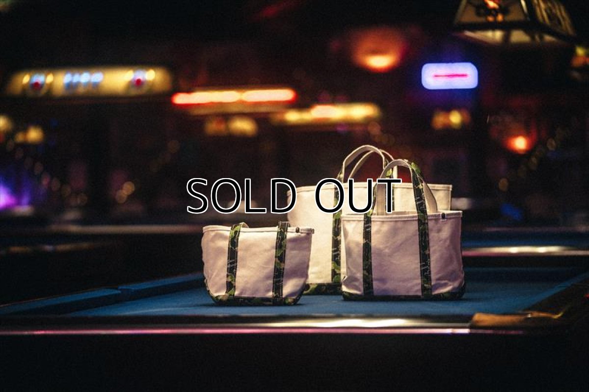 画像5: ©SAINT Mxxxxxx A BATHING APE AP_TOTE BAG LARGE White/Camo (トートバッグ) (5)