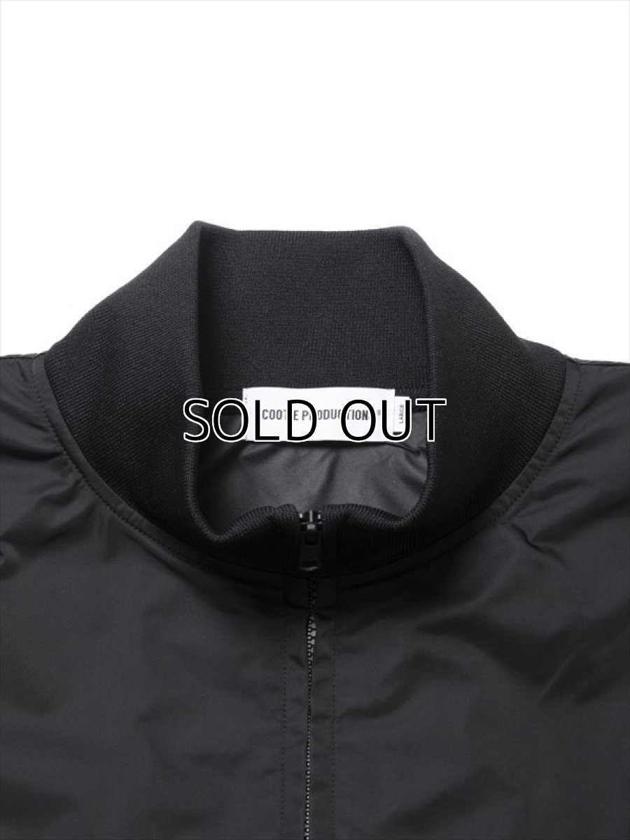 画像2: COOTIE PRODUCTIONS Memory Polyester Twill Half Zip Top (ハーフジップトップ) (2)