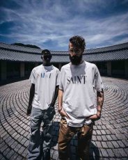 画像4: ©SAINT Mxxxxxx SS TEE RAINBOW SAINT White (Tシャツ) (4)