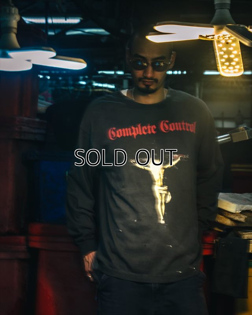 画像3: ©SAINT Mxxxxxx Kosuke Kawamura KK_LS TEE COMPLETE CONTRL Black (ロングスリーブTシャツ) (3)