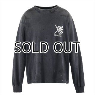 SAINT Mxxxxxx LS TEE SAINT IS A KISS Black
