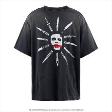 画像2: ©SAINT Mxxxxxx x The Dark Knight BTM_SS TEE LIP Black (Tシャツ) (2)