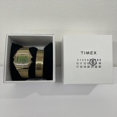 画像2: MM6 Maison Margiela x Timex T80 Gift Set (2)