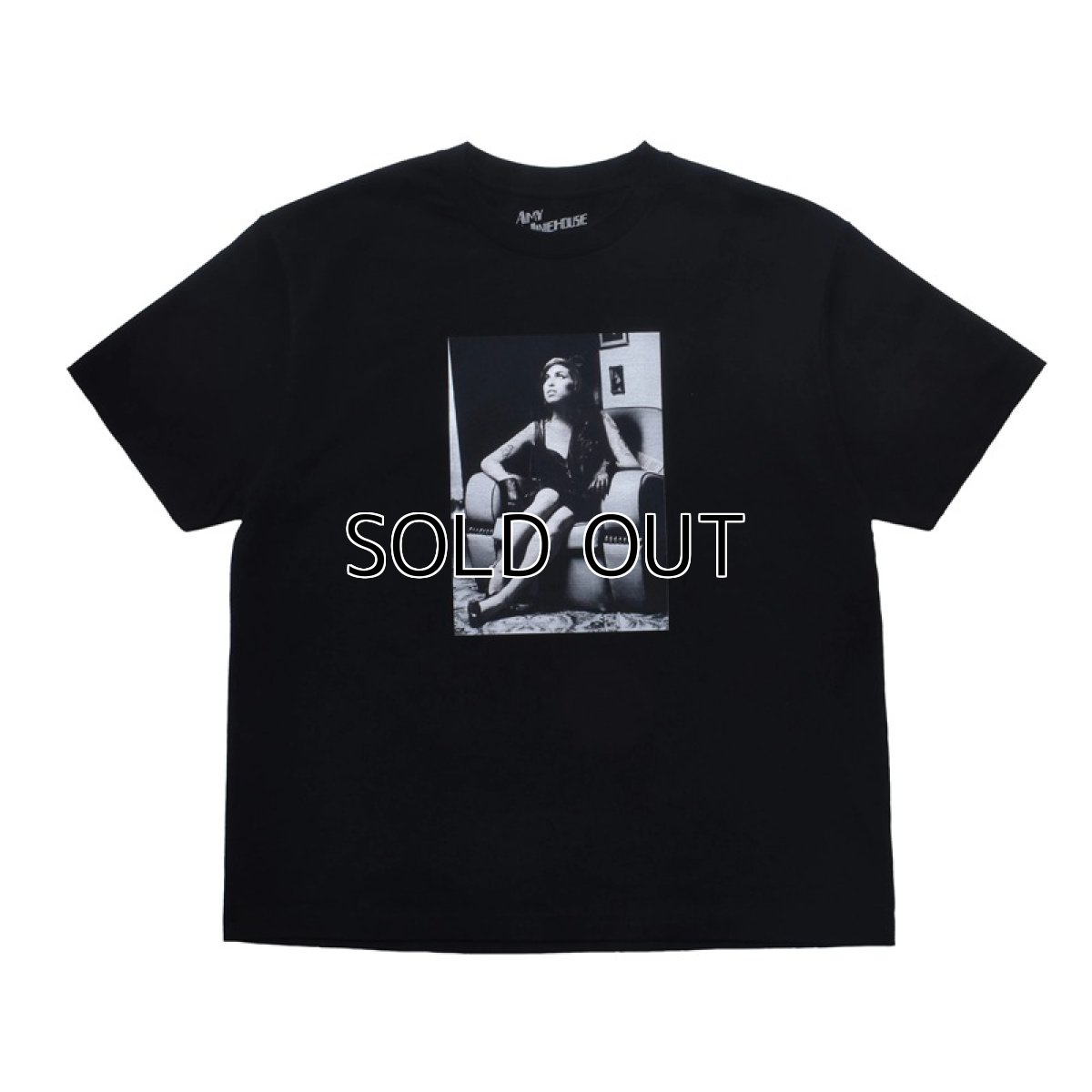 画像1: MINEDENIM x Amy Winehouse "Sitting On A Chair" Photo S/S Tee (Tシャツ) (1)