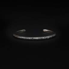 画像1: Antidote BUYERS CLUB Engraved Narrow Bangle (バングル) (1)