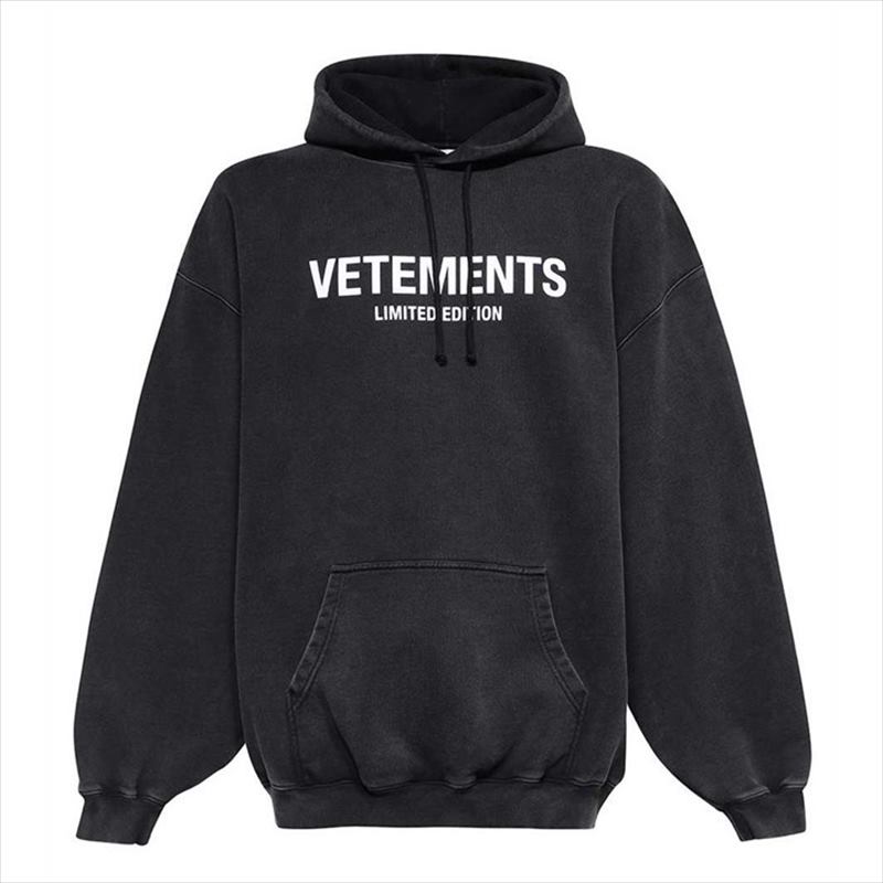 VETEMENTSよりLogo Limited Edition Hoodieが入荷しました。