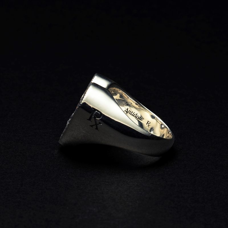 Antidote BUYERS CLUB Engraved Heart Ring (With Stone)