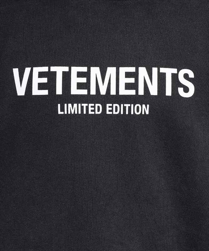 VETEMENTS  LIMITED EDITION T-SHIRT BLACK