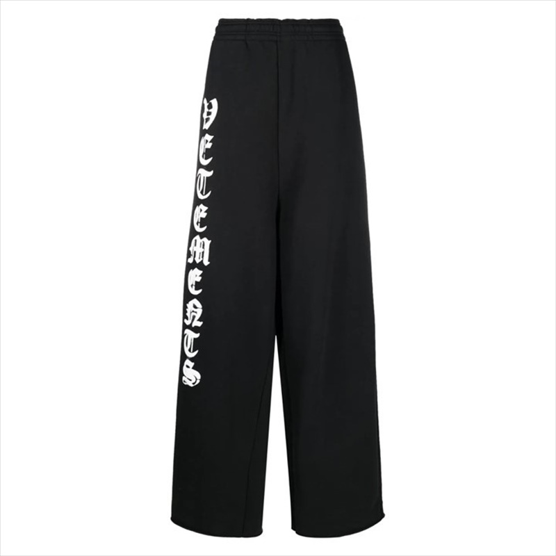 VETEMENTS Anarchy Logo Sweat Pants